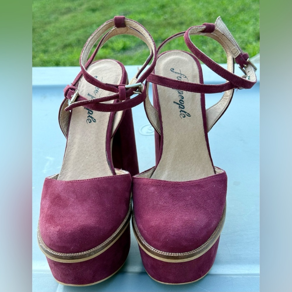 ⛵️Free People Velvet Remi Double Strap Platform Heels - Picture 9 of 16